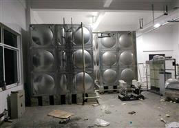 龍泉2臺(tái)不銹鋼水箱安裝現(xiàn)場(chǎng)使用單位：美爾則道成都科技有限公司